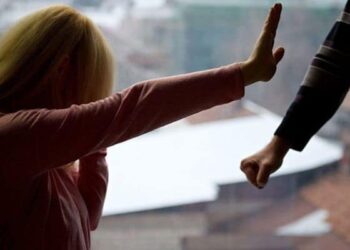 Un sucevean a fost arestat preventiv pentru că ar fi încercat să-și violeze soția