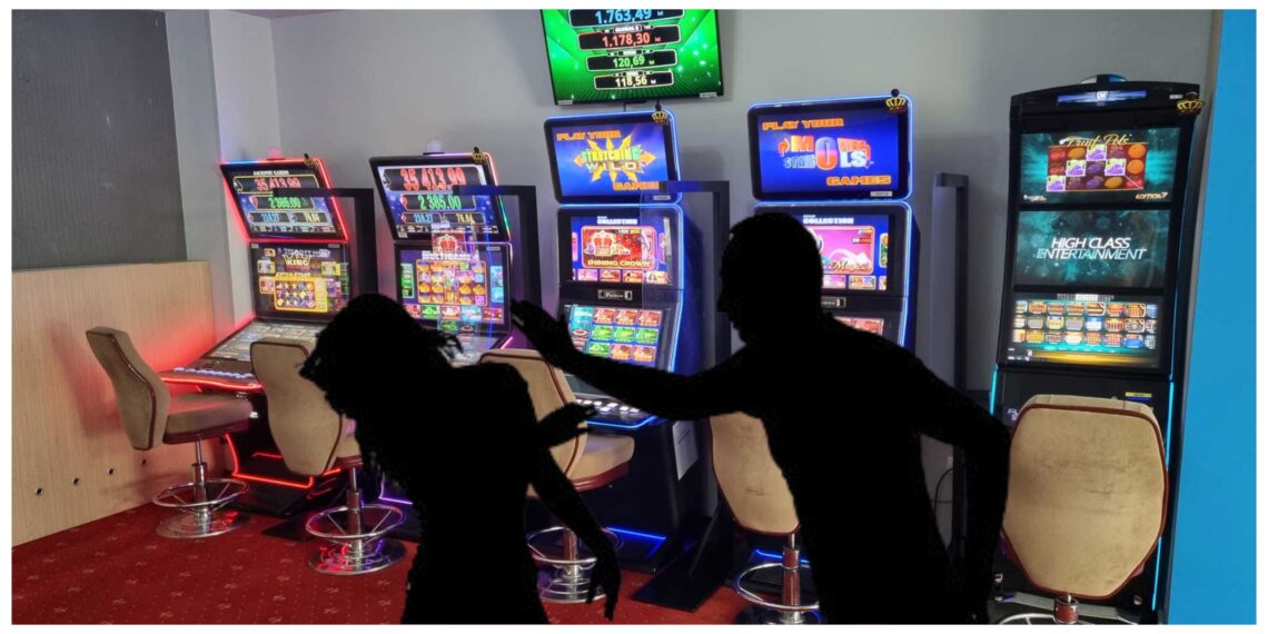 Dosar penal pentru tatăl a șase copii minori, după ce și-a tras de păr soția deoarece a refuzat să îi dea bani pentru păcănele