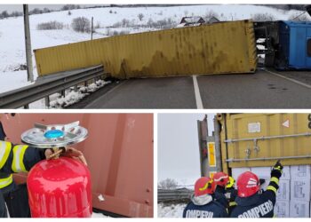 VIDEO Un camion încărcat cu butelii goale s-a răsturnat pe un drum de pe raza localității Vadu Moldovei
