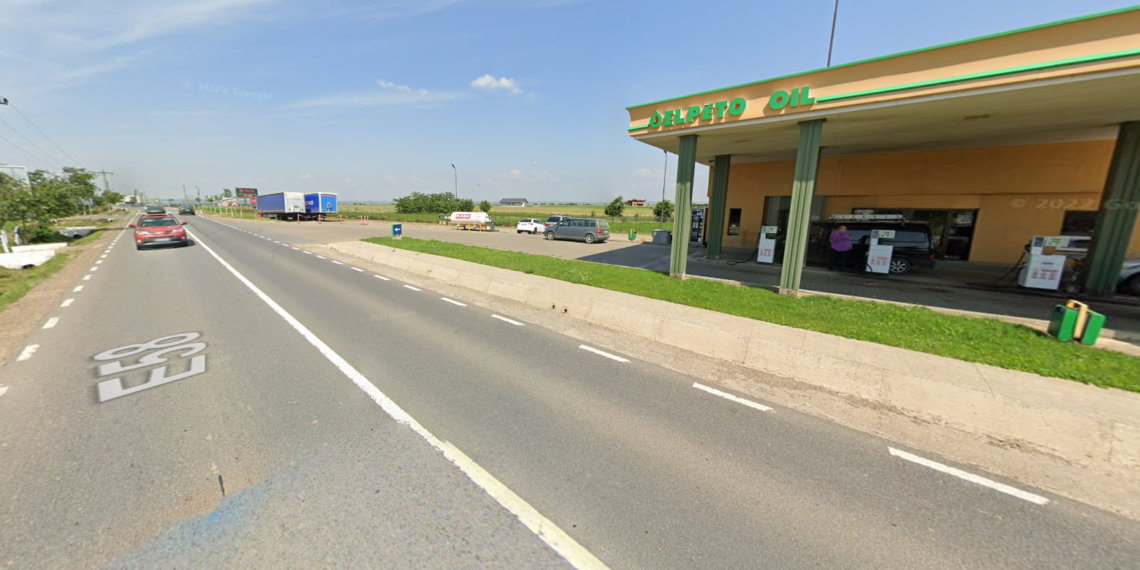 Un botoșănean angajat în depășirea unui autoturism s-a izbit într-o mașină a cărui șofer a ignorat indicatorul ”Oprire”, pe raza localității Dumbrăveni