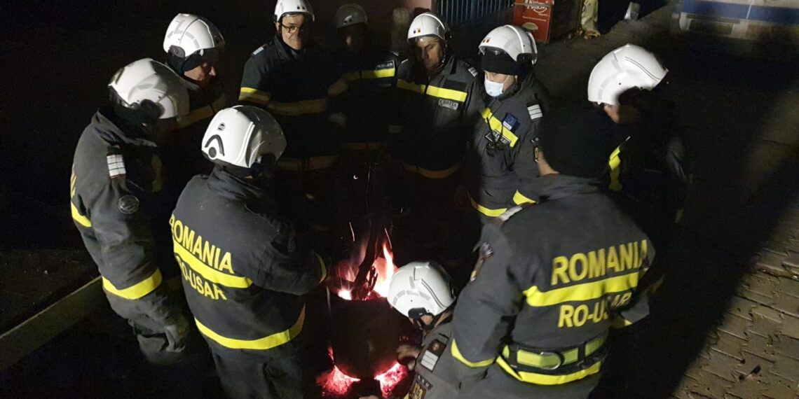 Echipele mixte din România, care s-a dus în sprijinul autorităților turce, au salvat patru persoane, până în prezent