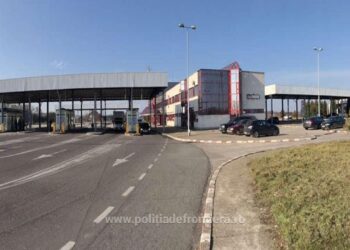 Sucevean condamnat la un an și 10 luni de închisoare pentru conducere fără permis, depistat în PTF Petea