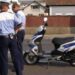 Motoscuter indisponibilizat de polițiști într-un dosar penal în care un minor este bănuit de săvârșirea a trei infracțiuni