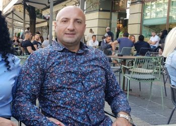 Interlopul ”Blană” din Fălticeni, arestat preventiv pentru 30 de zile într-un dosar de contrabandă cu țigări. Polițiștii din Arad au confiscat 200.000 de pachete cu țigări netimbrate
