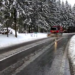 Prefectura Suceava: Pe drumurile naționale din zona de munte a județului se circulă în condiții de iarnă pe un carosabil umed