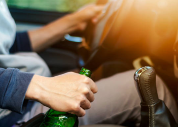 Șoferii din Suceava s-au întrecut în alcoolemii, de 1 Mai. Cel mai beat conducător auto, depistat de polițiști, a avut 1,35 mg/l alcool pur în aerul expirat