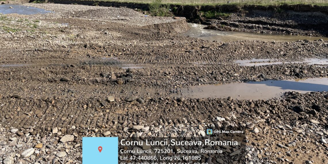 FOTO Amendă de 75.000 de lei pentru un operator economic care a exploatat ilegal agregate minerale din râul Moldova, în comuna Cornu Luncii