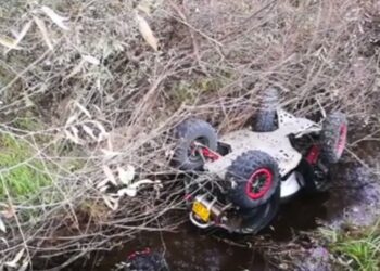 O femeie a murit după ce s-a izbit cu ATV-ul într-un cap de pod și a căzut în albia unui pârâu din Moldovița
