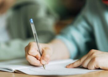 15 elevi suceveni au obținut media 10 la Evaluarea Națională 2023, înainte de contestații