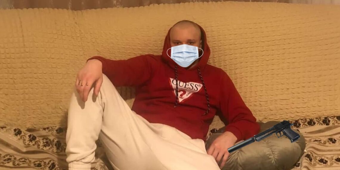 MULȚUMIRI JUSTIȚIEI! Individul înarmat cu un pistol care a tâlhărit-o pe casiera unei săli de jocuri din Burdujeni este un recidivist pasionat de infracțiuni, condamnat la închisoare cu suspendare