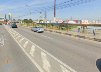 Polițiștii l-au salvat pe un tânăr de 18 ani care voia să se arunce în râul Suceava. Tânărul a fost încătușat și internat la Secția de Psihiatrie Burdujeni
