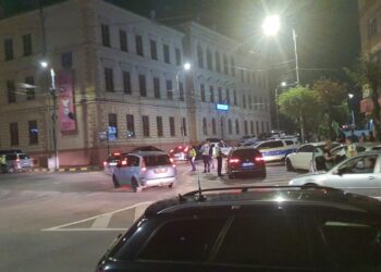 FOTO Zeci de șoferi au rămas pietoni, pe raza municipiului Suceava, în doar câteva ore. Polițiștii au aplicat peste 100 de amenzi