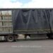 FOTO Camion încărcat cu peste 20 de tone de deșeuri de cânepă, depistat la PTF Siret. Un ucrainean voia să ducă încărcătura la o firmă din Iași