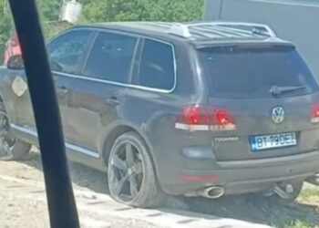 FOTO O copilă de 12 ani a murit, după ce a fost lovită de o mașină, pe raza comunei Bosanci. Victima traversa strada în fugă, prin loc nepermis