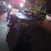 FOTO O mașină condusă de un sucevean beat turtă s-a făcut scrum pe strada Samoil Isopescu, provocând pagube altor patru autoturisme. Martorii l-au salvat pe șofer, scoțându-l din mașina cuprinsă de flăcări
