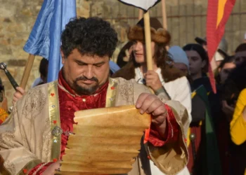 Directorul Muzeului Național al Bucovinei a spus că se va descotorosi de unele trupe de la Festivalul de Artă Medievală: ”Sunt trupe care nu au cei șapte ani de-acasă”
