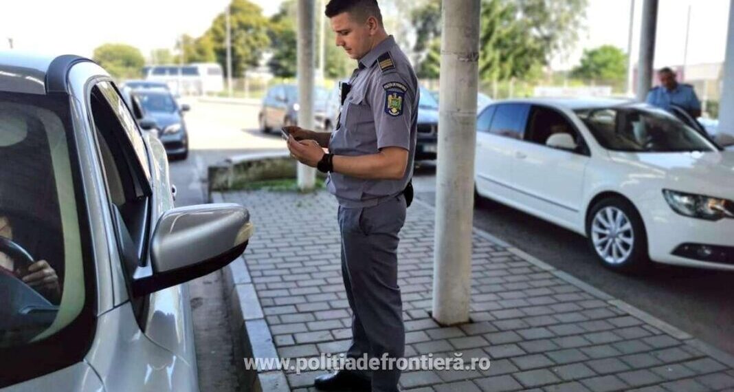 Un ucrainean cu permis de conducere fals a încercat să plece din România prin PTF Siret