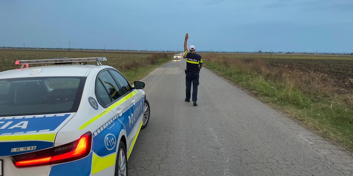 FOTO Polițiștii suceveni au aplicat peste 500 de amenzi, în valoarea totală de 323.300 lei, în doar trei zile