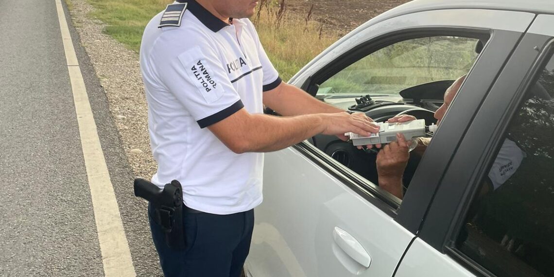 FOTO Polițiștii suceveni au aplicat peste 500 de amenzi, în valoarea totală de 323.300 lei, în doar trei zile