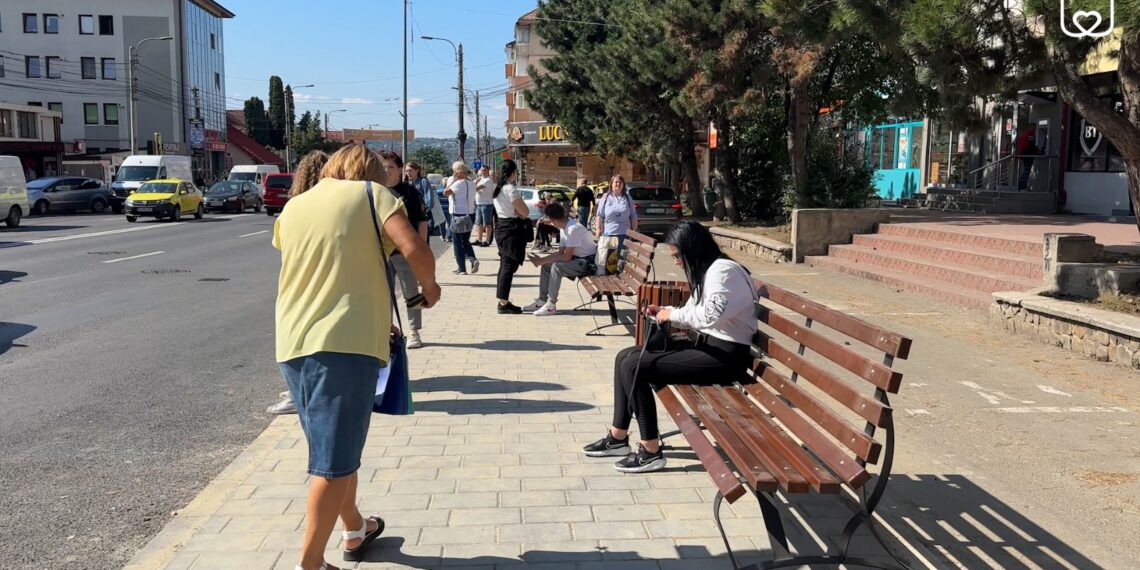 FOTO Lucian Harșovschi a anunțat că stația Orizont se mărește: ”Punem bănci, coșuri de gunoi și refacem jardinierele din zonă pentru un plus de frumusețe”