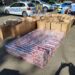 VIDEO Polițiștii identificat o dubă burdușită cu aproape 40.000 de pachete de țigări de contrabandă, pe raza comunei Marginea. Vehiculul a fost confiscat