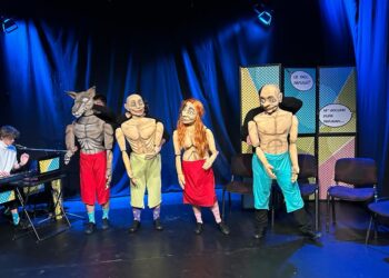P.O.T. – IMPRO SHOW cu Păpuși în premieră la Teatrul Municipal „Matei Vișniec” Suceava