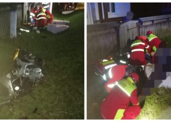 FOTO O motocicletă s-a izbit într-un cap de pod, din satul Poiana Mărului. Un tânăr a murit, iar altul a fost transportat la spital