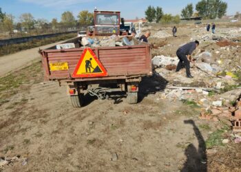 FOTO Primăria Milișăuți a fost amendată cu 45.000 de lei, pentru o groapă de gunoi amenajată ilegal