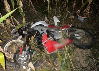 VIDEO Accident mortal cu o motocicletă, pe raza localității Dumbrăveni. Un tânăr a murit pe loc, iar o copilă de 16 ani se luptă pentru viață la spital