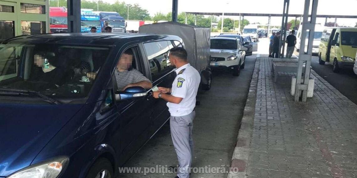 Un sucevean s-a ales cu dosar penal, după ce a prezentat un permis de conducere fals în PTF Petea. Acesta ar fi obținut documentul în Ucraina