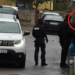 VIDEO Un sucevean de 72 de ani a fost săltat de mascați și introdus în arest, pentru că i-a furat geanta unei comerciante din centrul Sucevei, la Târgul de Toamnă ”Produs în Bucovina”. Clujeanca avea în geantă suma de 7.420 de lei