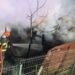 FOTO Incendiu la o gospodărie din Fălticeni, izbucnit în toiul nopții, din cauza unui coș de fum neprotejat termin față de materialele combustibile