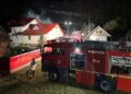 FOTO Pompierii au intervenit cu patru autospeciale de stingere la un incendiu izbucnit la o casă din Pătrăuți, la miezul nopții