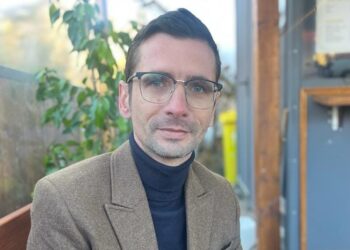 Un sucevean, tată a doi copii, își dorește să își găsească de muncă, după ce s-a luptat ani de zile cu scleroza multiplă: ”Dragostea vindecă tot”