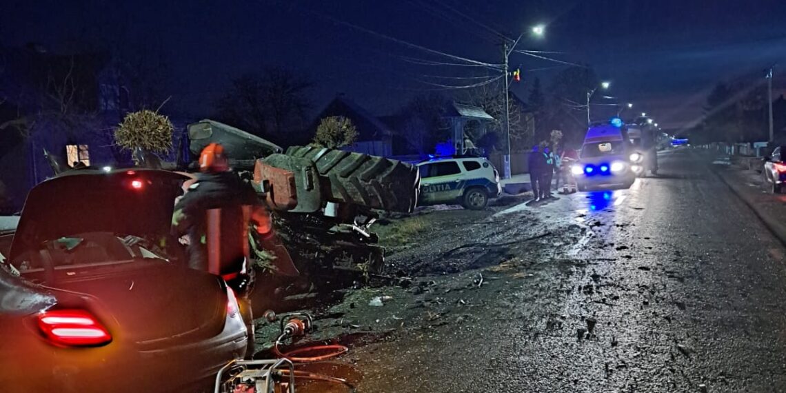 FOTO Accident mortal pe raza localității Arbore, între un autoturism și un utilaj agricol