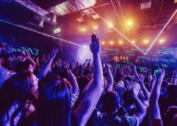 Precizările ISU Suceava, după ce a închis cluburile Story, Hugo și Art Rock Caffe. Fiecare agent economic a primit câte o amendă de 100.000 de lei