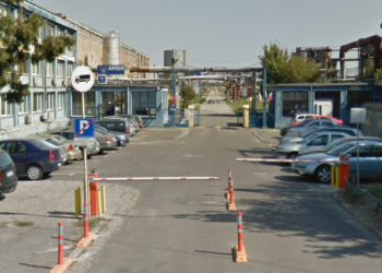Grav accident de muncă la Ambro. Un bărbat a ajuns la spital, după ce a fost lovit în cap cu ciocanul
