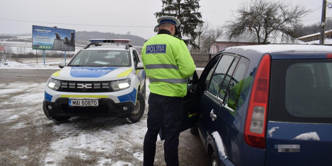 FOTO Polițiștii suceveni au aplicat 200 de sancțiuni contravenționale în cadrul acțiunilor pentru creșterea gradului de siguranță rutieră