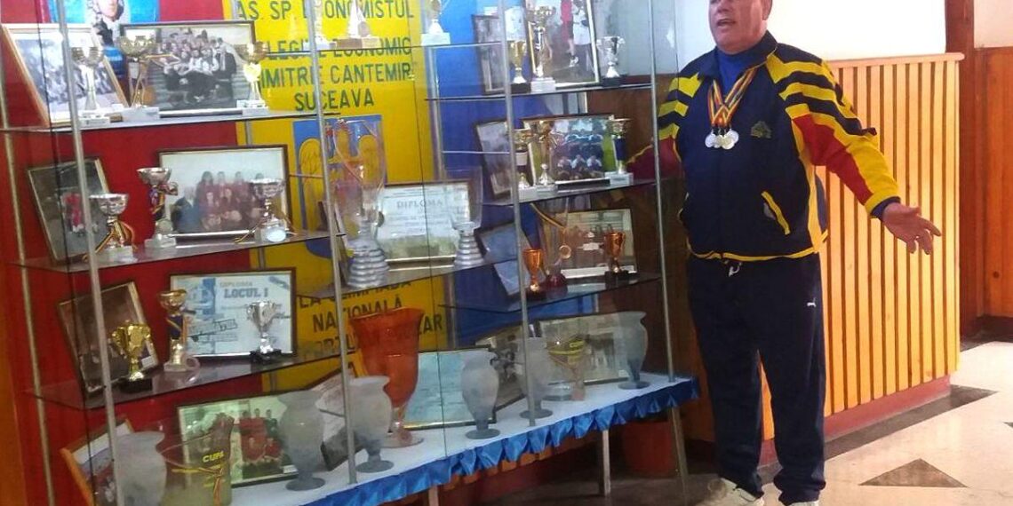 Profesorul de sport Lazăr Tipa (65 de ani) a încetat din viață, cu puțin timp înainte de a-și ispăși pedeapsa pentru că și-a ucis tatăl în bătaie