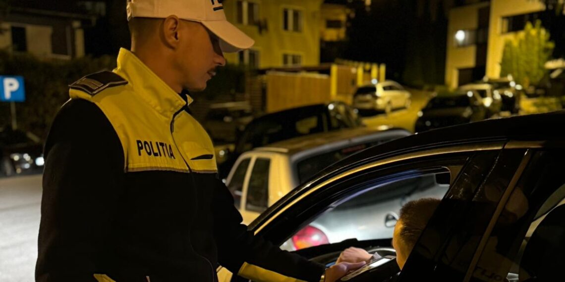 IPJ Suceava: Autoturism imobilizat, autovehicule fără asigurare sau neînmatriculate, șoferi fără permis identificați de polițiști cu utilizarea aplicației ”E-DAC”