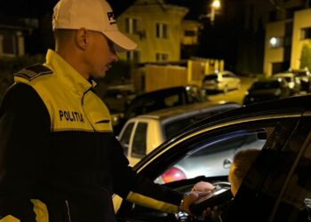 IPJ Suceava: Autoturism imobilizat, autovehicule fără asigurare sau neînmatriculate, șoferi fără permis identificați de polițiști cu utilizarea aplicației ”E-DAC”