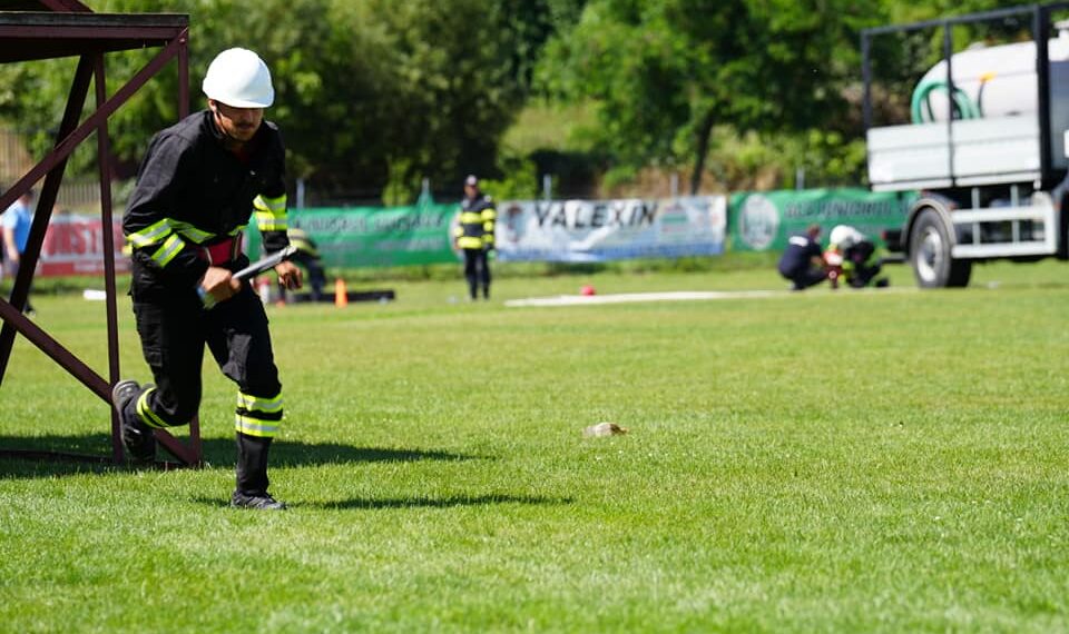 FOTO Etaja județeană a concursurilor Serviciilor Voluntare/Private pentru Situații de Urgență din județul Suceava s-a desfășurat pe Stadionul ”1 Mai” din municipiul reședință de județ