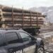 FOTO Polițiștii au confiscat peste 13.000 de metri cubi de material lemnos, de la un operator economic cu puncte de lucru în Broșteni și Dorna Candrenilor. Acesta a efectuat sute de transporturi fictive din Ungaria