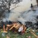 FOTO Incendiu la o casă de locuit și o anexă din Ipotești, din cauza unui aparat de gătit pornit și lăsat nesupravegheat