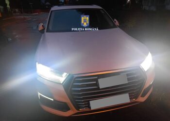 FOTO Un țepar din București a ajuns în arest, după ce l-a înșelat pe un rădăuțean cu circa 35.000 de euro. Individul i-a luat mașina victimei și nu i-a dat niciun ban