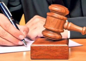 Un bărbat din Liteni a fost condamnat la o amendă penală de 7.000 de lei pentru că a cumpărat mai multe scule furate dintr-o hală din Salcea