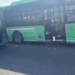 VIDEO Cum s-a produs accidentul rutier între două autobuze TPL, în sensul giratoriu de la Bazar. Două adolescente au ajuns la spital