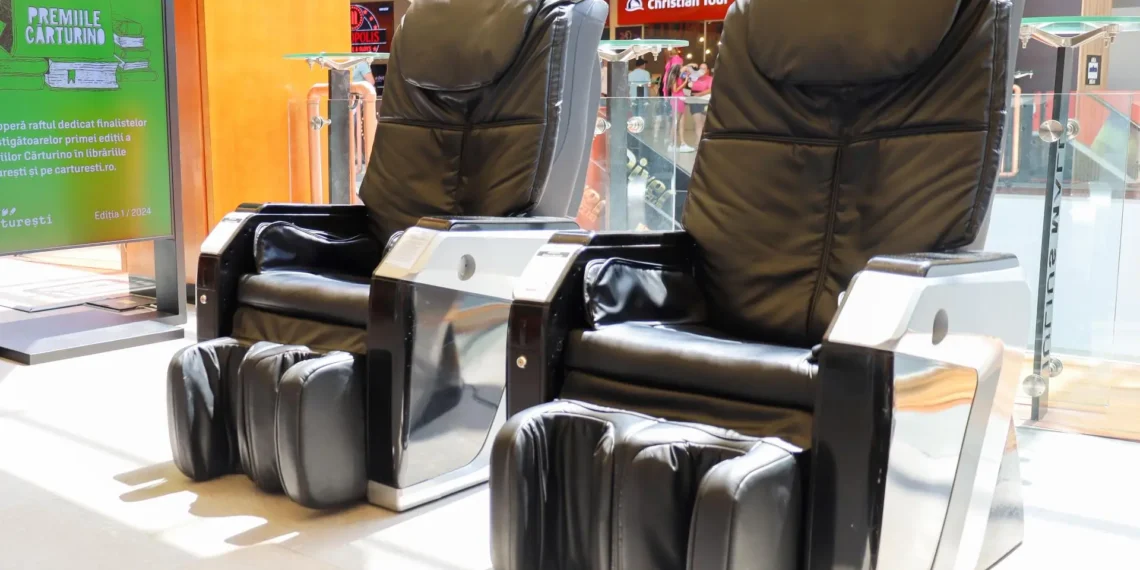 Hoții au prădat fotoliile de masaj din Iulius Mall Suceava