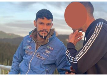 UPDATE Indivizii care l-au agresat și amenințat pe un botoșănean în Câmpulung Moldovenesc ar fi încercat să-i fure telefonul înainte de a-i lua bicicleta: ”Striga că mă taie. Am fost amenințat cu briceagul”