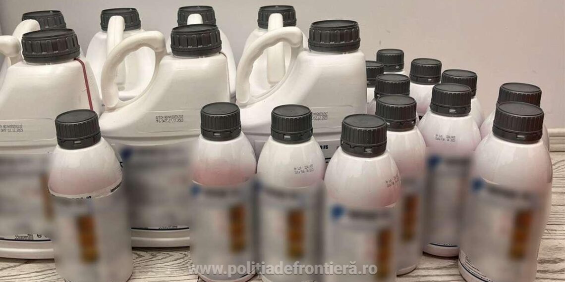 Insecticid descoperit într-un autoturism la intrarea în țară, în PTF Siret